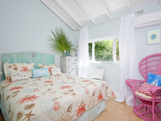 Bedroom 2, Seaside Escape: Luxury Beach House With Ocean Views