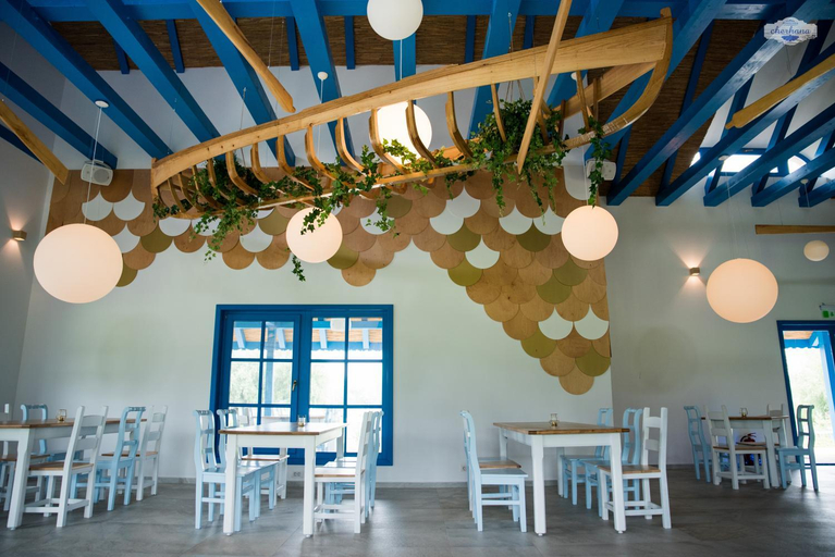 Food & Drinks 2, Cherhana Resort, Crisan