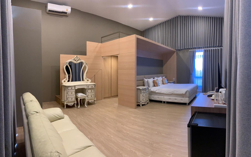 Bedroom 18
