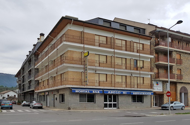 Others 2, Hostal Apolo XI, Huesca