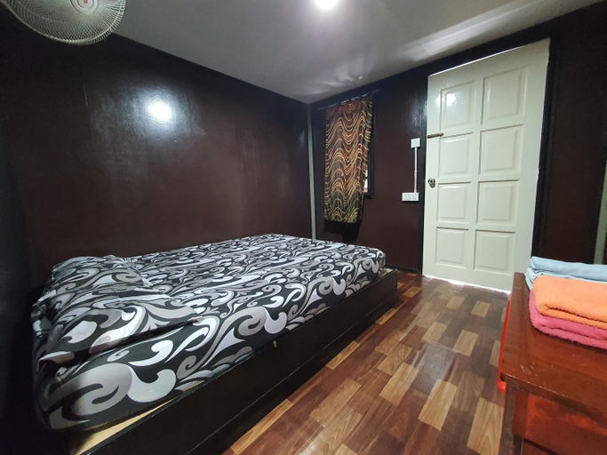 Others 4, Maznah Guest House, Kuantan