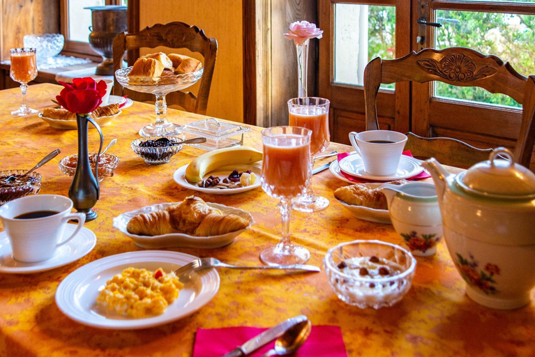 Food & Drinks 5, La Closerie de Fronsac Bed and Breakfast, Gironde