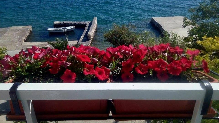 Others 3, Bed and Breakfast MIRAMAR, Starigrad