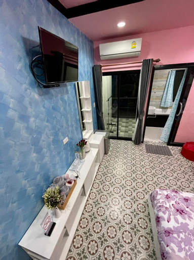 Bathroom 6