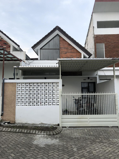 Homestay Syariah Orchard Family Taman Ala Cafe D30, Malang
