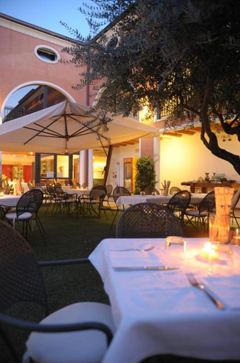 Food & Drinks 4, Hotel Villa Altura, Padua