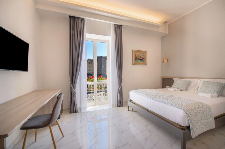 Bedroom 3, MAIN - Municipio, Napoli