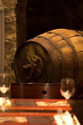 Food & Drinks 5, Maison du Cassoulet, Aude