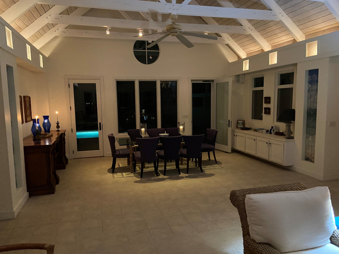 Others 5, Coastal Charm: Newly Renovated Historic Cottage On The Beach