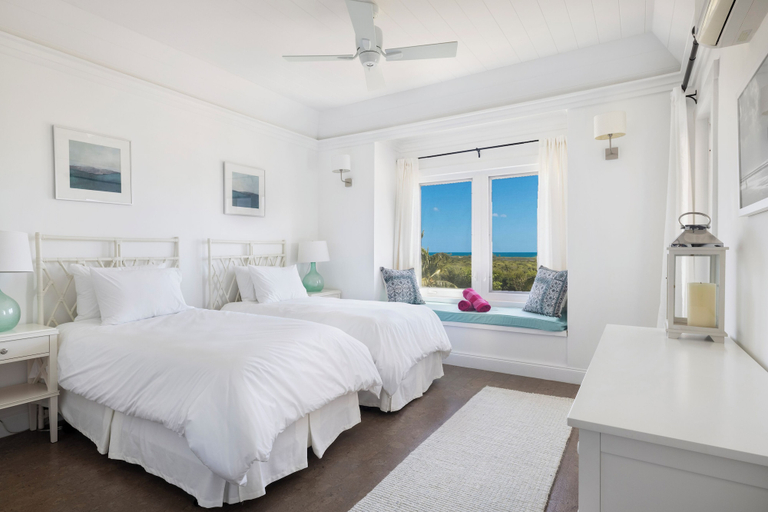 Bedroom 2, Island Paradise: Secluded Retreat, Breathtaking Views