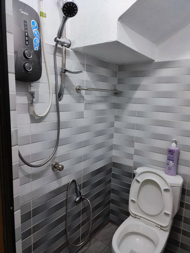 Bathroom 3