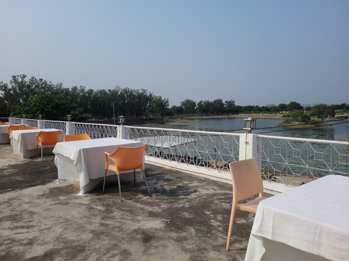 Others 2, Hotel Lakeside Khajuraho, Chhatarpur
