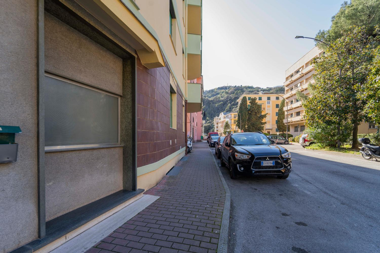 Others 4, 104 - Casa Tulipano Riva Trigoso, a due passi dal mare - Posto auto privato gratis, Genova