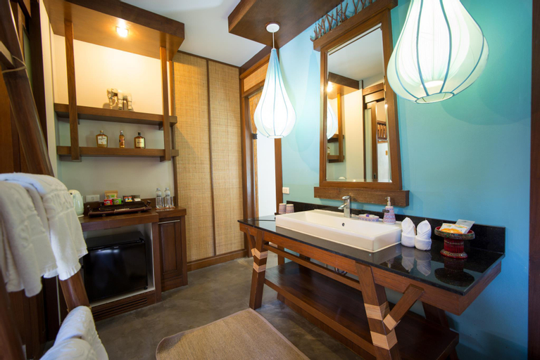 Bathroom 5