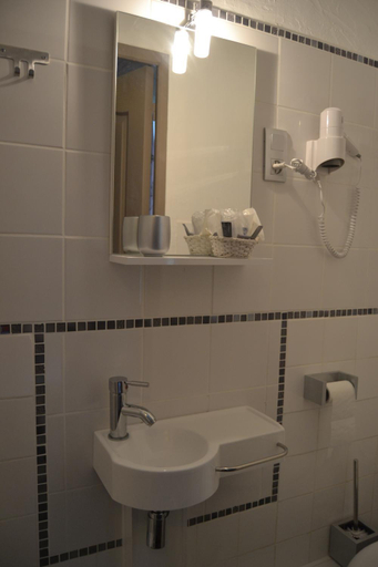 Bathroom 3, La Casa Mia, Var