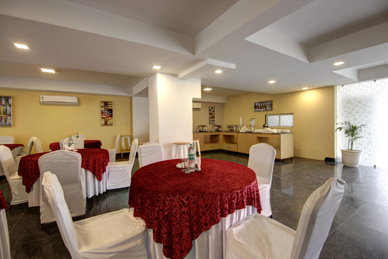 Food & Drinks 2, Lime Wood Stay Studio Apartment near Golf Course Road, Gurgaon