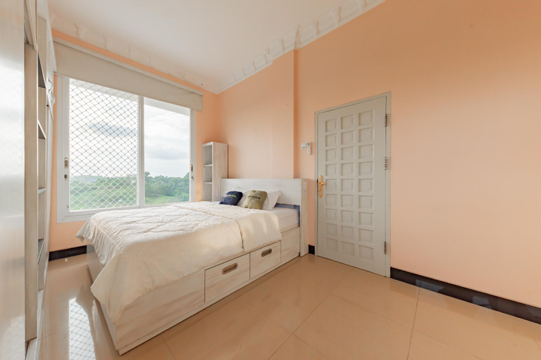 Bedroom 8