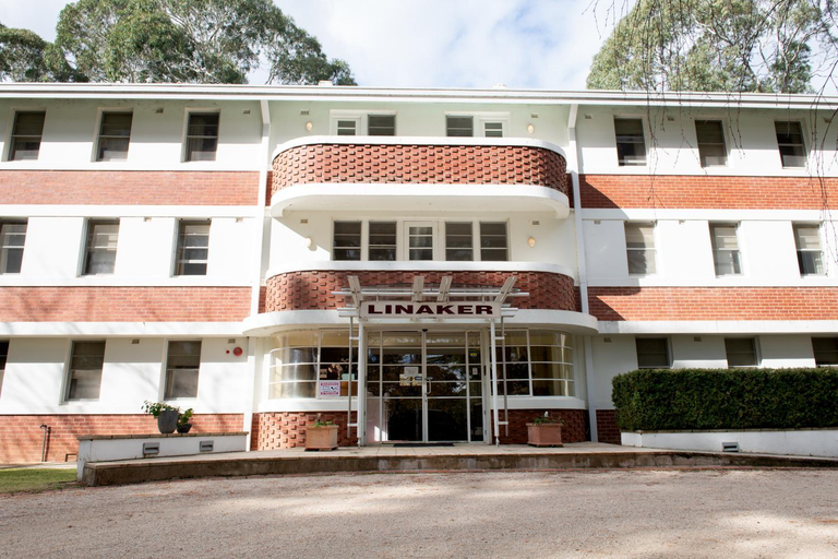 Exterior & Views 2, Linaker Art Deco Motel, Indigo - Pt A