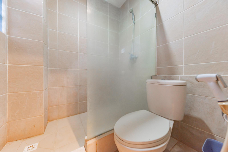 Bathroom 7