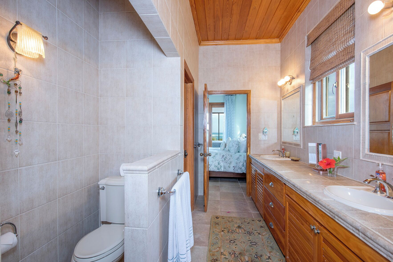 Bathroom 3, Seven Palms Serenity: Beachfront Oasis