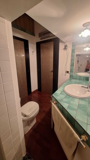 Bathroom 4, Appartamento La Finestra Sulla Corte, Taranto