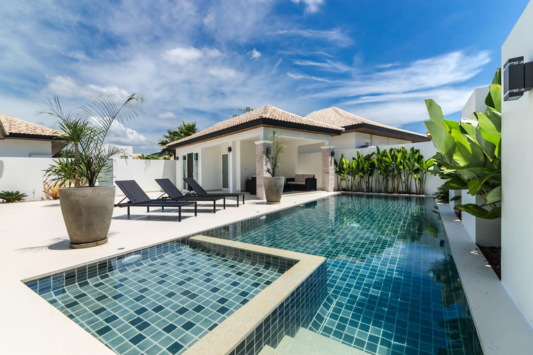 Swimming Pool 9