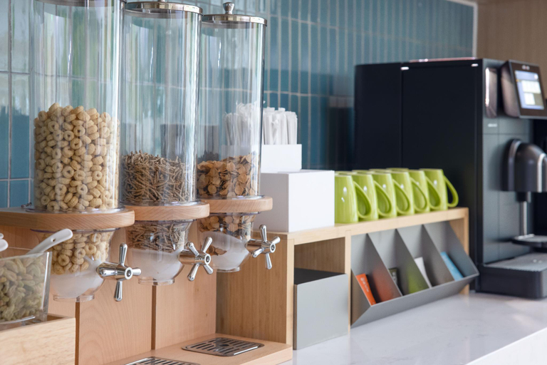 Food & Drinks 4, Home2 Suites by Hilton Xishuangbanna, Xishuangbanna Dai