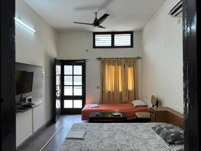 Bedroom 3, Goroomgo Jewel Pathankot, Pathankot