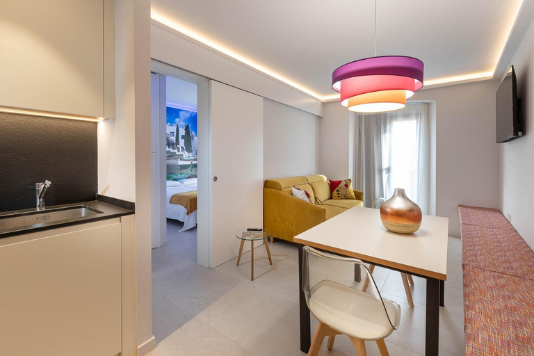 Others 5, C&C Apartments, Girona