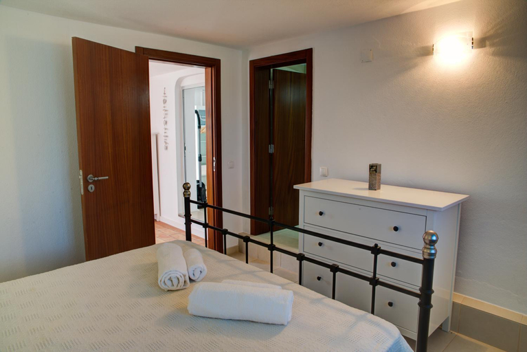 Bedroom 2, CASA GRAZINA, Loulé