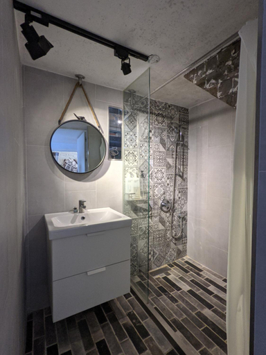 Bathroom 3, 整棟民宿, Tainan