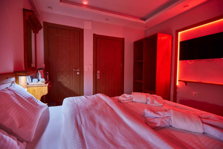 Bedroom 2, SABİNA HOTEL NEAR THE GRAND BAZAAR, Fatih