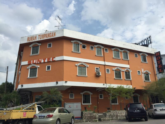 Exterior 12