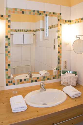Bathroom 3, Hotel Garni Landhaus Florian, Hartberg-Fürstenfeld