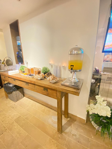 Food & Drinks 5, Neve David Hotel