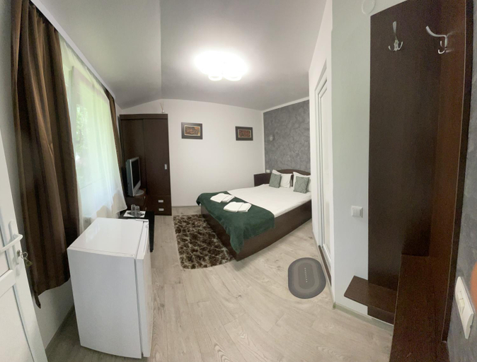 Others 5, Casa Anne Marie, Sinaia