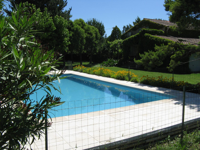 Others 3, Clos Sainte-Garde, Vaucluse