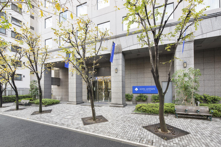 Exterior 5
