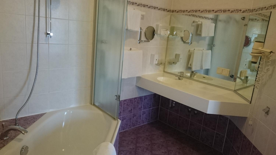Bathroom 3, Landhotel Krausnick, Dahme-Spreewald