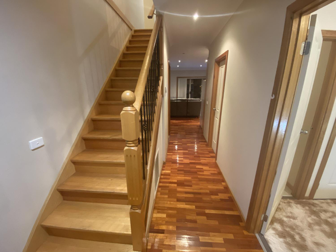 Others 2, Townhouse, Whittlesea - South-East