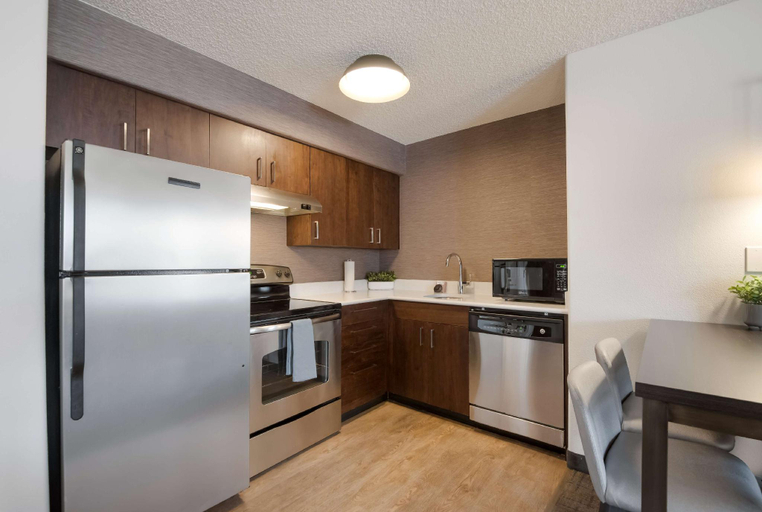 Dining Room 15