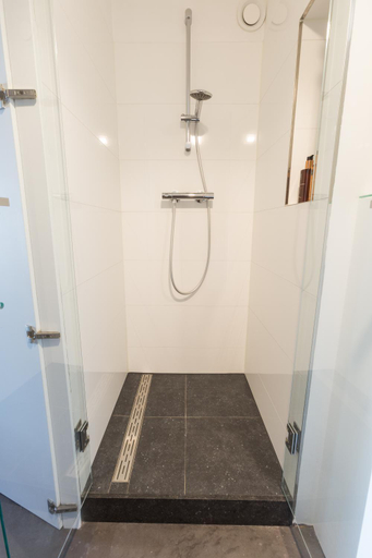 Bathroom 3, De Hoendervorst, Utrecht
