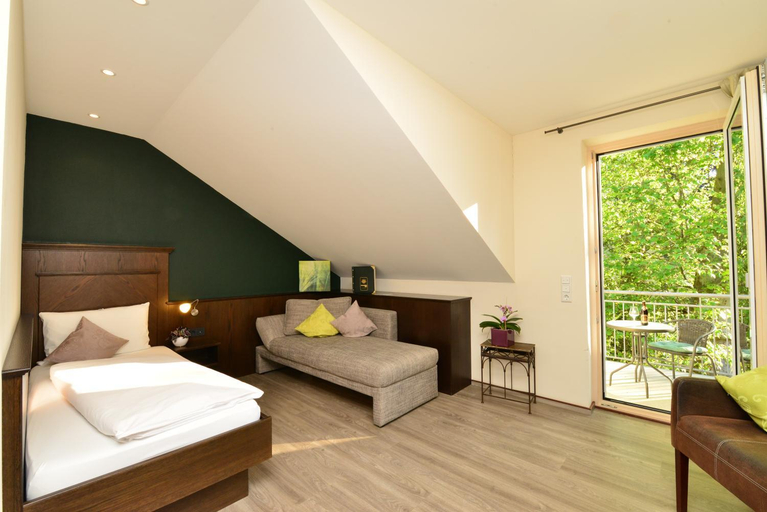 Bedroom 3, Autenrieder Brauereigasthof, Günzburg