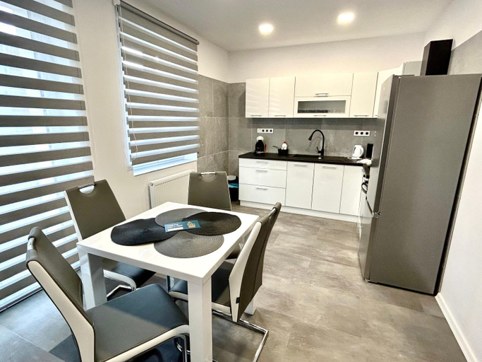 Others 2, Apartmany PREMIUM se soukromym parkovanim, Česká Lípa