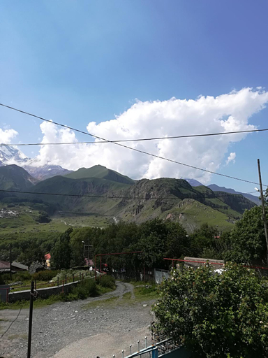 Others 4, Nikoloz Guesthouse, Kazbegi