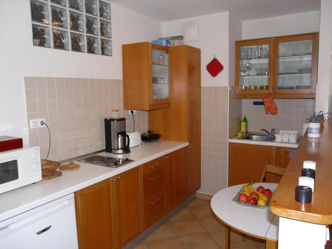 Kitchen 4, Raday Central Apartment, Budapesti