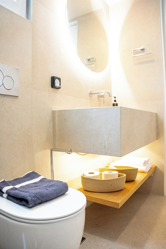Bathroom 5, Celestial by Mike, South Aegean