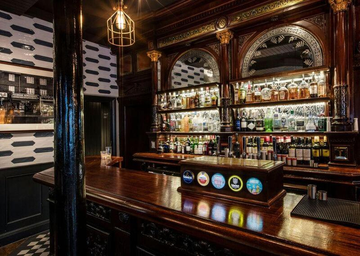 Food & Drinks 4, Victoria Inn, London