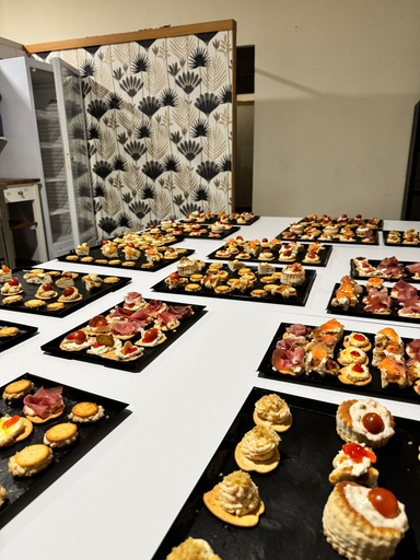 Food & Drinks