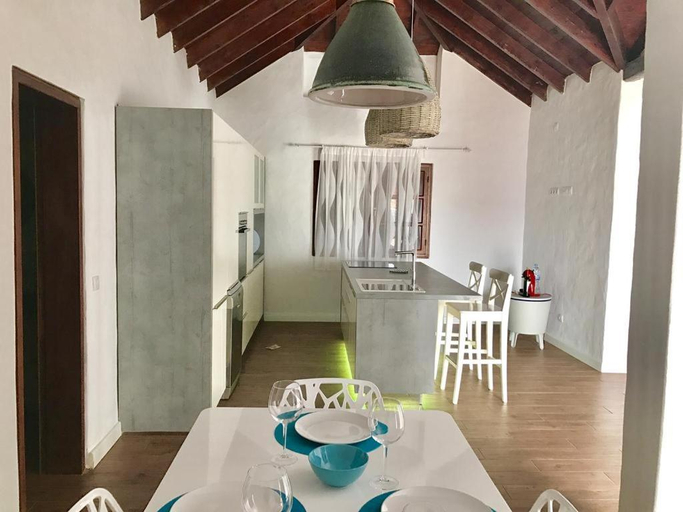 Others 3, Villa La Charlatana, Las Palmas